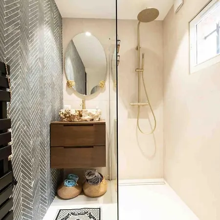 Gulf Of St Tropez 3 Rooms, Garden, Private Pool Apartment