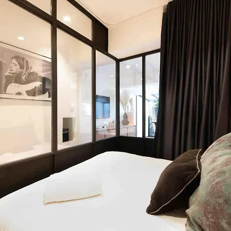 Gulf Of St Tropez 3 Rooms, Garden, Private Pool Apartment *
