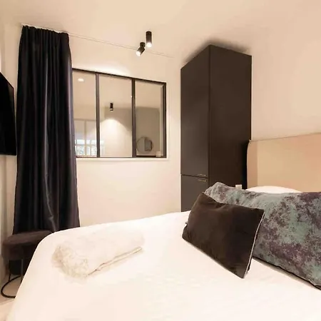 Gulf Of St Tropez 3 Rooms, Garden, Private Pool Apartment Sainte-Maxime