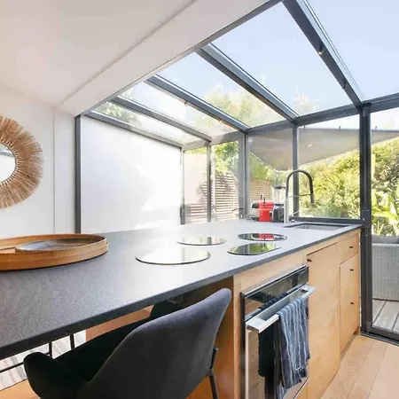 Gulf Of St Tropez 3 Rooms, Garden, Private Pool Apartment *
