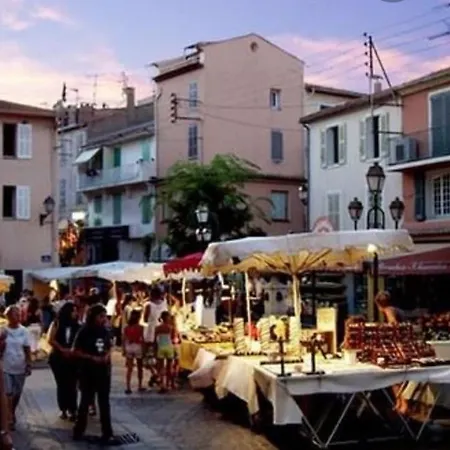 Gulf Of St Tropez 3 Rooms, Garden, Private Pool Apartment *
